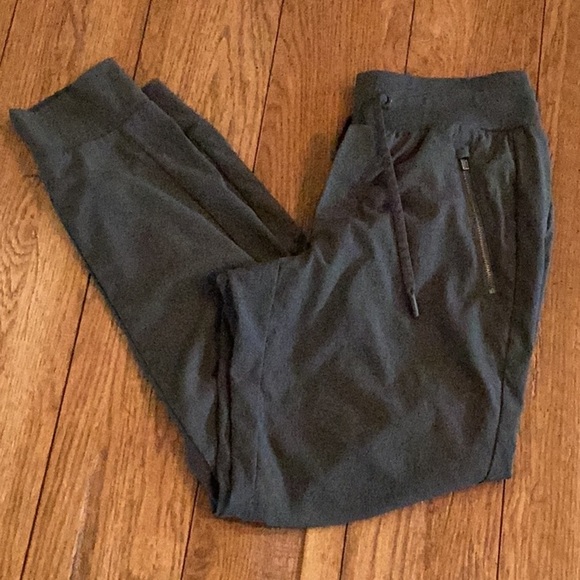 Athleta Pants - Athleta women’s Charcoal nylon Joggers with stretch